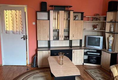 Garsonieră decomandată în Central - 2