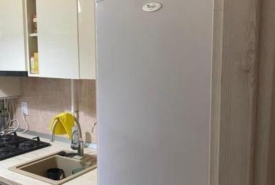 Apartament cu 3 camere, semidecomandat - zona Calea Bucurest - 2