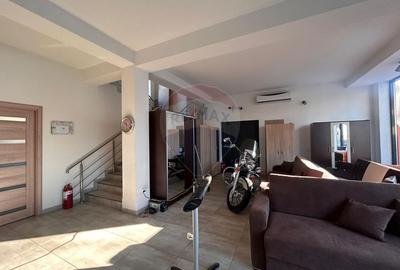 Spațiu comercial, de 222 mp, în Ultracentral - 9