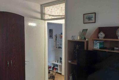 Apartament cu 2 camere decomandat, mobilat în E3 - 1