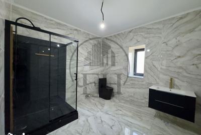 Casă cu 4 camere cu Teren 2561 Mp în Cobadin - 8