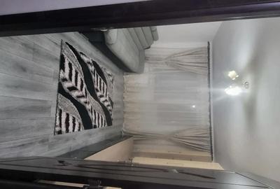Apartament cu 3 camere decomandat în Cet - 10