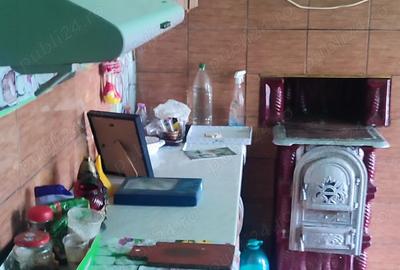 Casă cu 6 camere cu Teren 2880 Mp în Mișca - 3