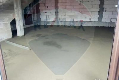 Casă cu 7 camere cu Garaj în Sabasa - 10