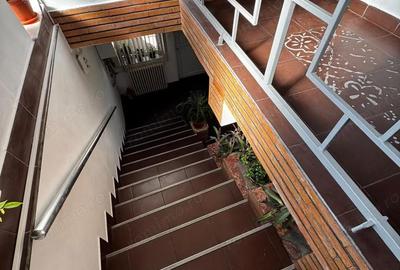 Casă cu 6 camere cu Canalizare în Delfinariu - 8