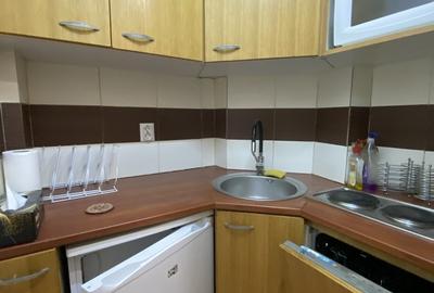 Garsonieră decomandată, mobilată în Dacia - 11