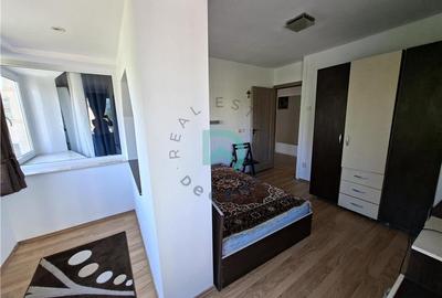 Apartament cu 4 camere decomandat în Centrul Civic - 5