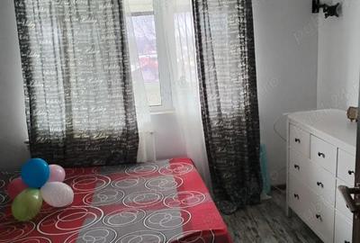 Apartament cu 4 camere decomandat în Centrul Vechi