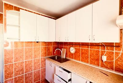 Apartament cu 3 camere decomandat, mobilat în P-ța Muncii - 43