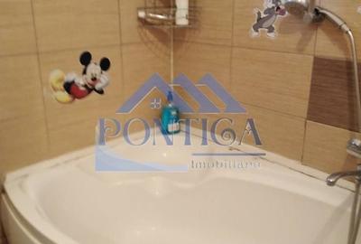 Duplex cu 3 camere cu Canalizare în Valu lui Traian - 7