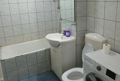 Garsonieră decomandată în Rovine - 3