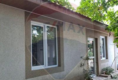 Casă cu 6 camere cu Canalizare în Sud - 8