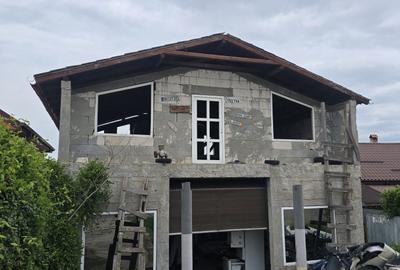 Casă cu 4 camere în Central - 3