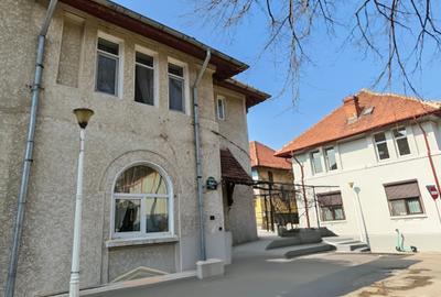 Casă individuală cu 5 camere cu Canalizare în P-ța Unirii - 3