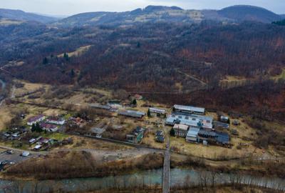 Teren ?i spa?ii industriale, com. Negreni, sat Bucea, jud. - 7