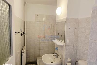 Apartament cu 4 camere în Nicolina - 1