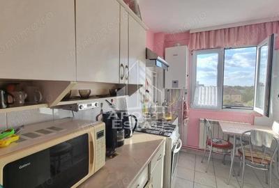 Apartament cu 3 camere semidecomandat, mobilat în Circumvalațiunii - 7