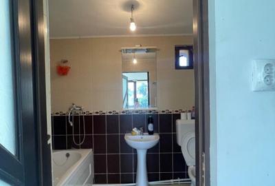 Casa 4 camere P+1E zona 3 Insule - 13