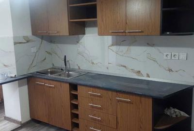 Apartament cu 2 camere decomandat în Central - 1