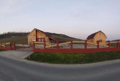 Casă cu 8 camere cu Teren 1290000 Mp în Central - 3