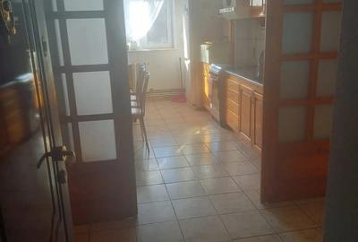 Apartament cu 2 camere decomandat, mobilat în Km 5 - 1