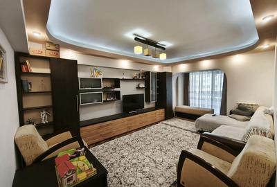 Apartament 4 Camere, etaj 3 7 zona ultra centrala