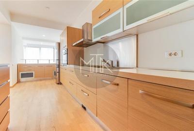 Apartament cu 4 camere decomandat, mobilat în Herăstrău