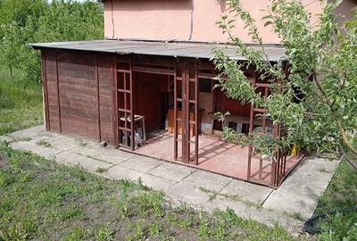 Casă cu 2 camere cu Teren 900 Mp în Central - 2