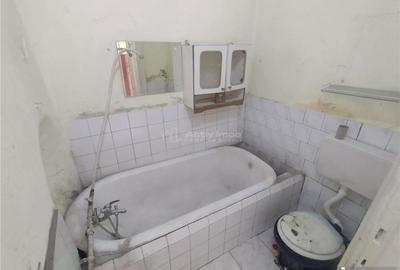 Apartament cu 3 camere nedecomandat în Anina - 8