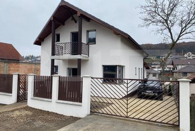 Reducere de pret! Vila noua de vanzare in Sancrai zona cartierul Rasaritului - 3