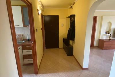 Apartament cu 4 camere decomandat în Mangalia - 5