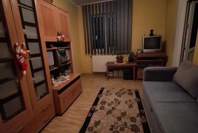 Vand apartament 4 camere, etaj 4 schimb cu garsoniera+ diferenta ,zona Nord - 2