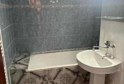 Apartament cu 2 camere decomandat în 1 Mai - 1