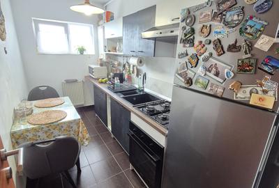 1 Cam-Lipovei-3 Min Iulius Town-Centrala-Aer conditionat-Mobilat- 32 MP- 58.000 - 5