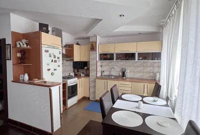 Apartament cu 3 camere în Central - 5