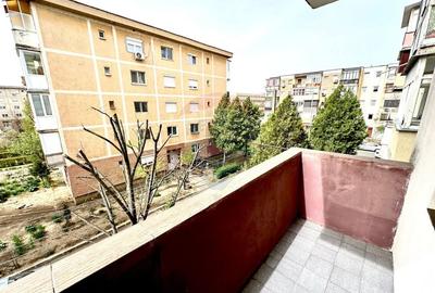 Apartament cu 3 camere decomandat, mobilat în Micălaca - 22