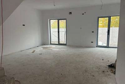 Duplex 4 camere | Finalizat Lux 110 mp curte | Proprietar Grand Arena - 11