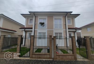 Duplex cu 3 camere cu Teren 350 Mp în Sânandrei - 1