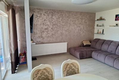 Apartament cu 3 camere nedecomandat în Tancodrom - 9