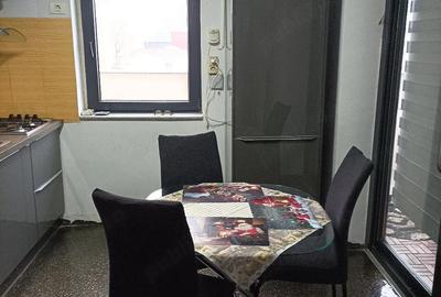 Garsonieră decomandată în Casa de Cultură - 1