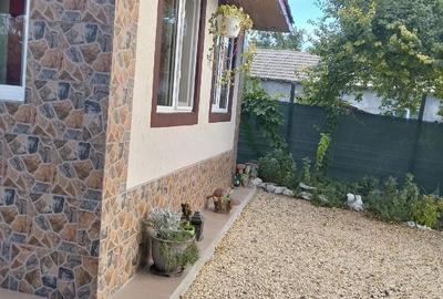 Casă cu Teren 1200 Mp în Țepeș Vodă - 2