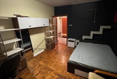 3 Camere Decomandat 80mp Etaj Intermediar zona Nicolina Belvedere - 2