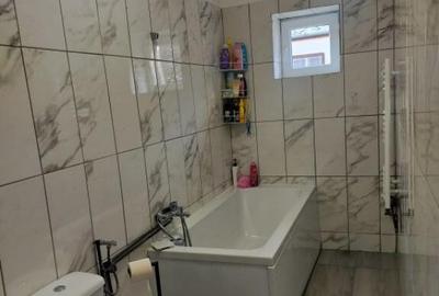 Casa cu 2 apartamente, 5 camere, 140 mp, zona Turnisor - 11