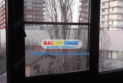 Garsonieră decomandată în Berceni