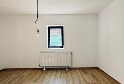 Casă cu 3 camere cu Teren 508 Mp în Sânmihaiu Român - 3