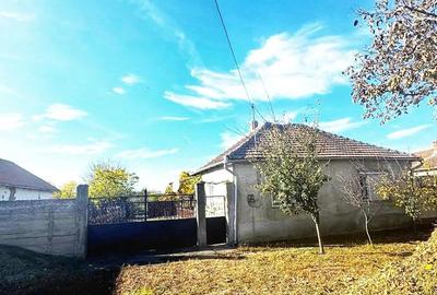 Casa cu 4 camere, disponibila cu avans si rate lunare, in zona foarte buna, cu teren de 2320 mp - 7