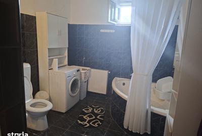 Casă cu 10 camere cu Teren 1200 Mp în Bucov - 7