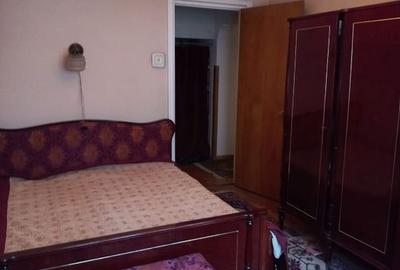 Vanzare Apartament 3 camere Obor Bloc reabilitat - 2
