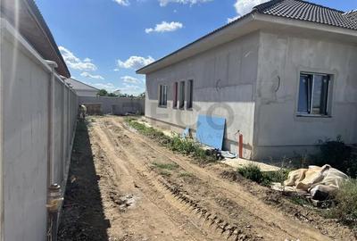 Casă cu 5 camere cu Teren 500 Mp în Sântandrei - 13