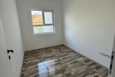 Duplex 4 camere zona Freidorf - Poarta automata - 5